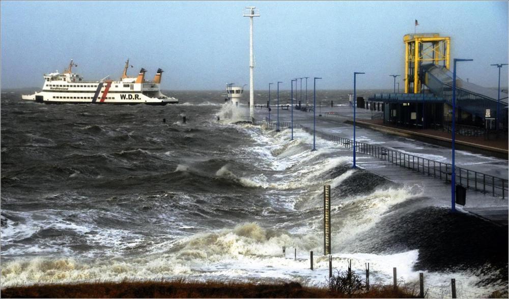 Strandhotel Dagebuell Direkt An Der Nordsee Esterno foto