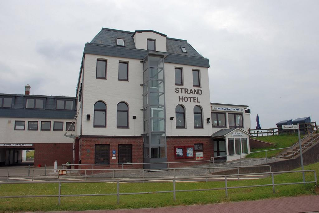 Strandhotel Dagebuell Direkt An Der Nordsee Esterno foto